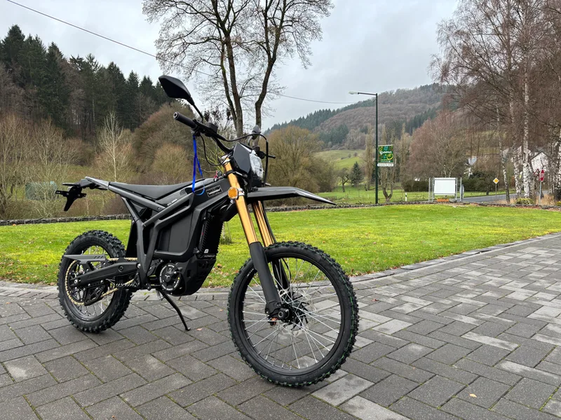 Talaria Komodo – Frontansicht